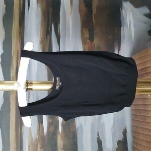 St. John knit black top